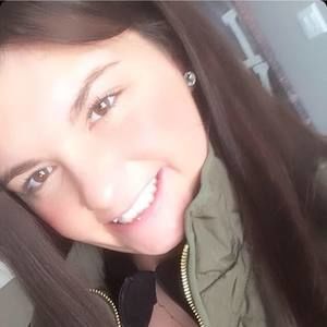 Meet your Posher, Alexandra